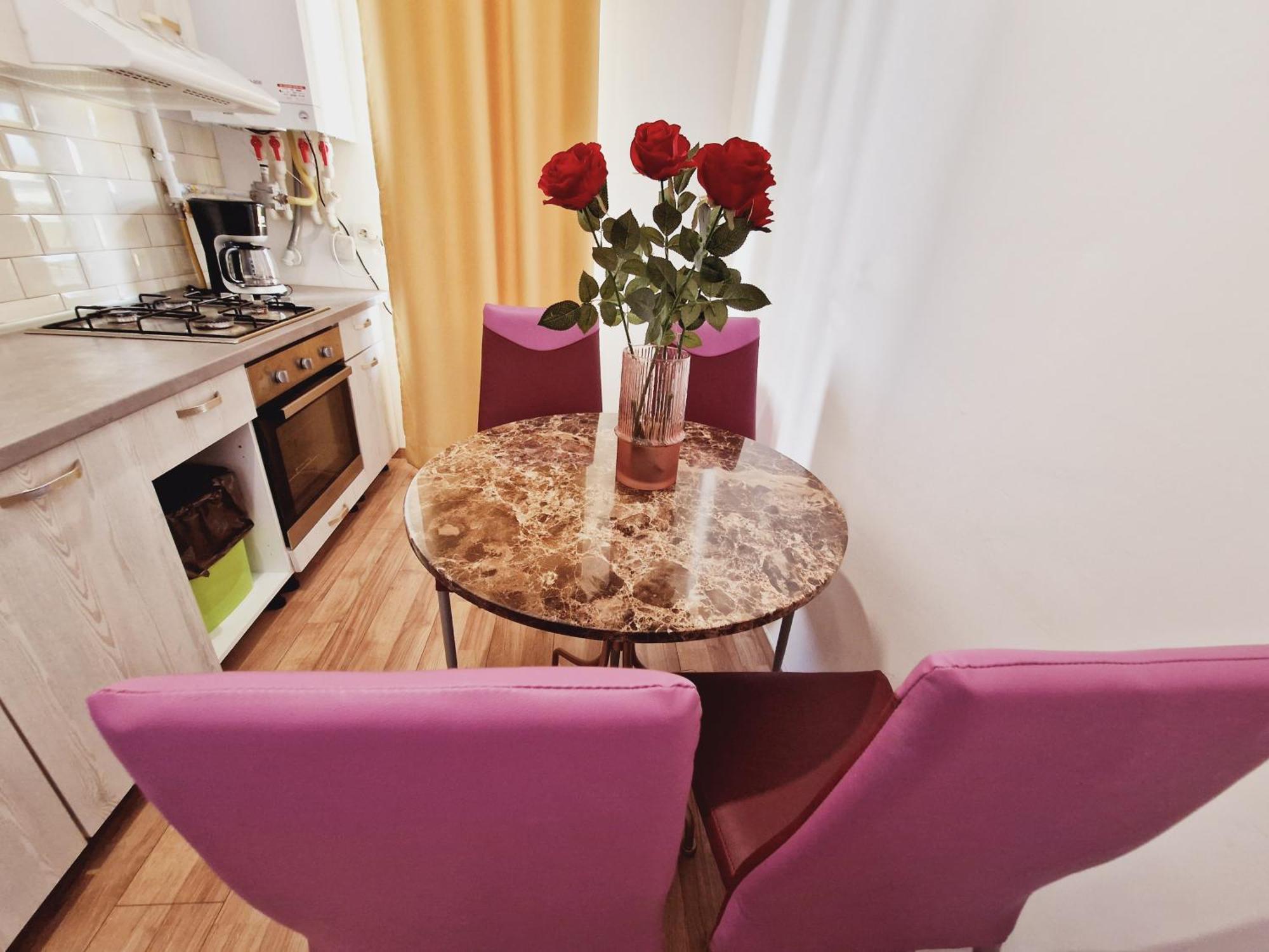 Ultracentral 5* Boutique Hotel Style Apartment. Brand New. 2 Rooms. Spacious. Free Parking Cluj-Napoca Exterior photo